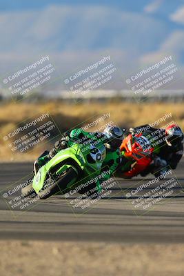 media/Dec-07-2024-CVMA (Sat) [[21c5f1ef85]]/Race 12-Supersport Middleweight/